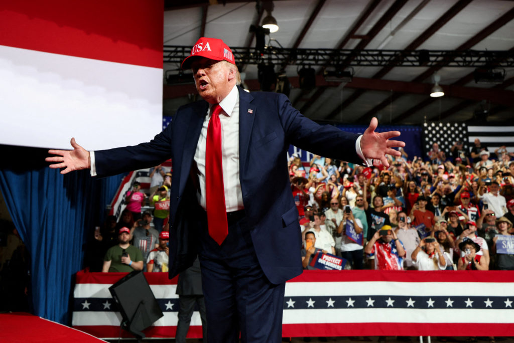 WATCH LIVE: Trump campaigns with Ricketts in Nebraska, where ranchers have beef with his import plan