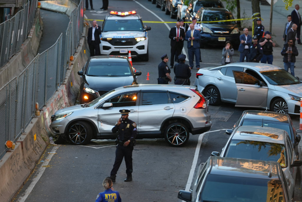 Federal agents involved in shooting that wounded person in New York, police say