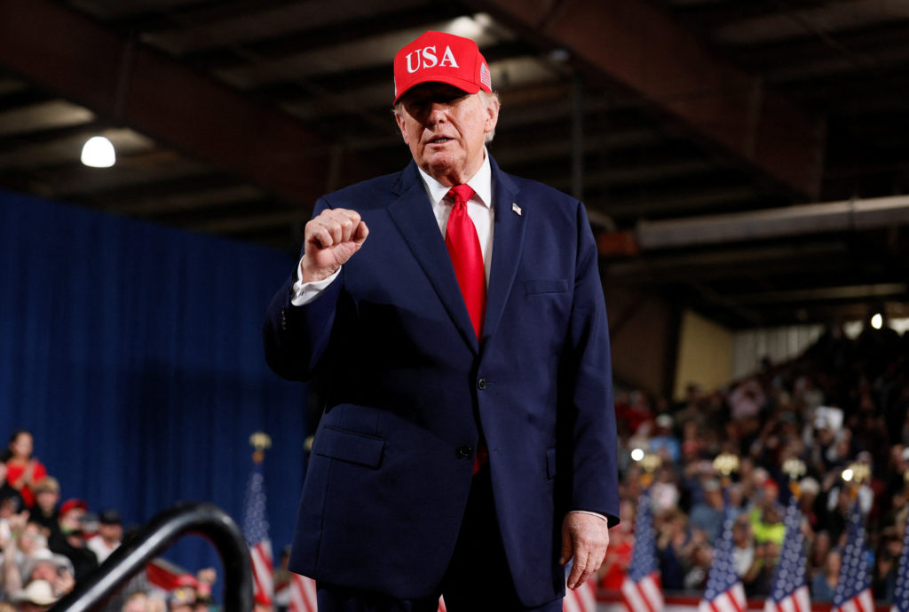 Trump promised to stop inflation. Now Republicans may pay the price in the midterm elections