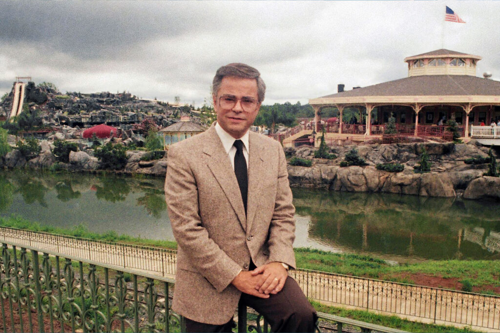 Jim Bakker, TV pastor who served time for defrauding followers, dies at 86