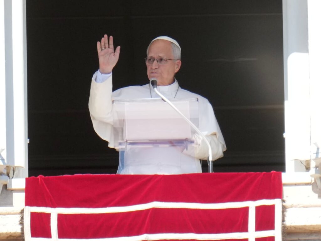 Vatican spokesman says pope's lung surgery is planned for this week