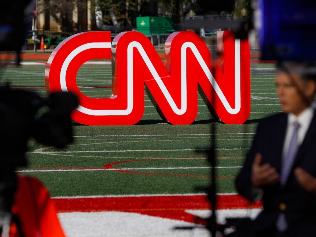 Judge extends order blocking Trump from banning CNN, MS NOW and Politico reporters from White House