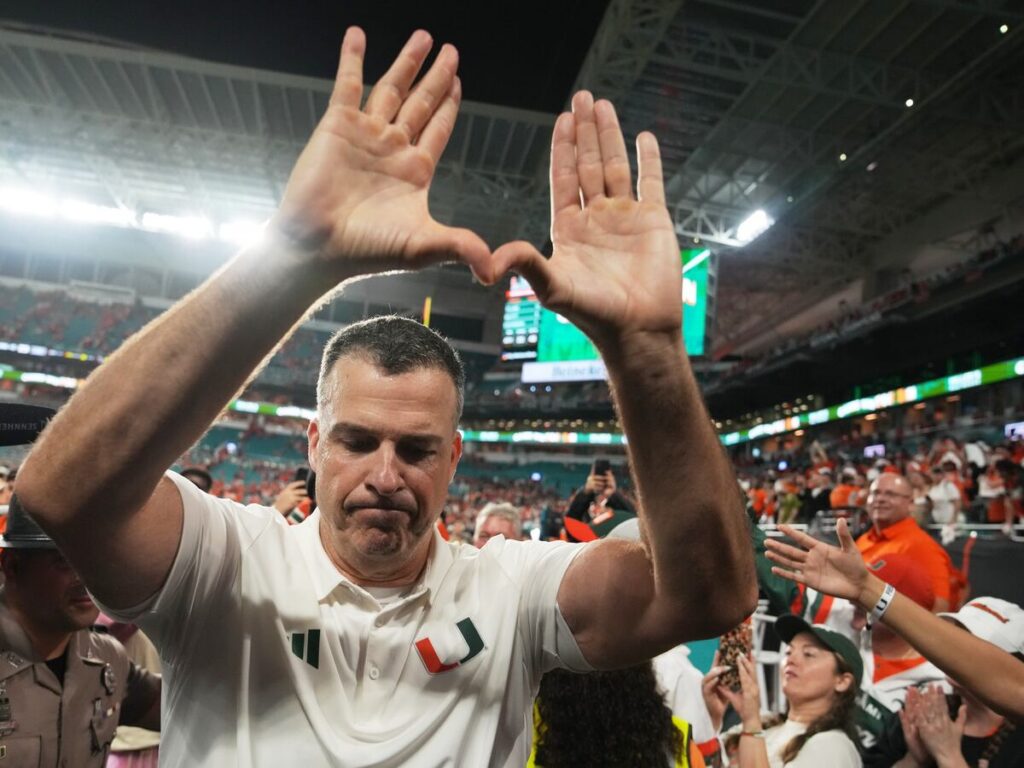 Hurricane warning: Miami poised for No. 1 after 5 of the top 7 teams lose in historic Top 25 day