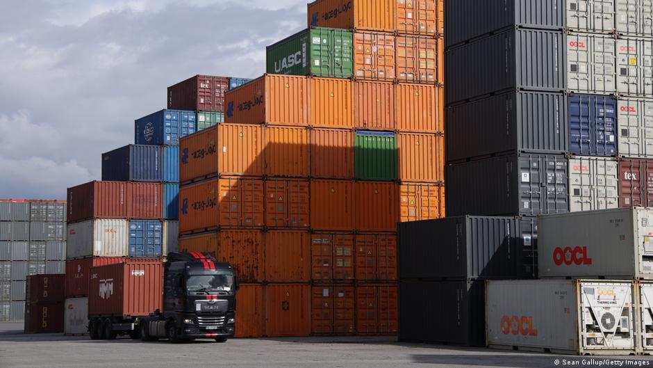 Germany news: Economy set for stronger growth, wine harvest hit by drought
