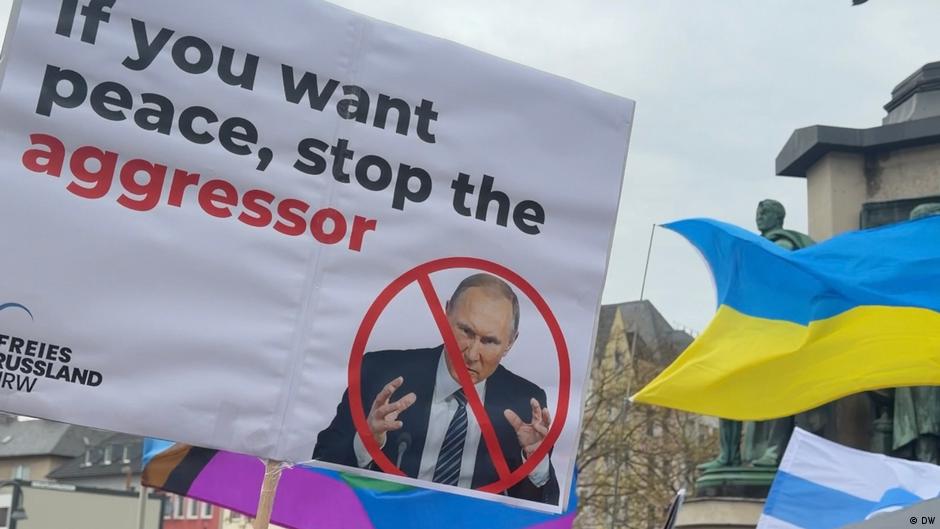 How big is Russia's threat against Germany?