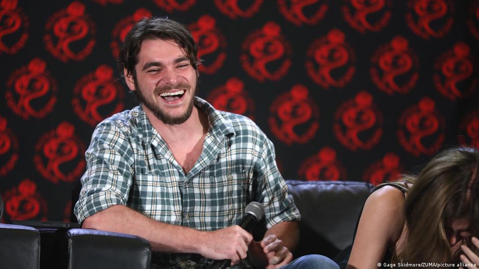 'Breaking Bad' actor and disability advocate RJ Mitte dies
