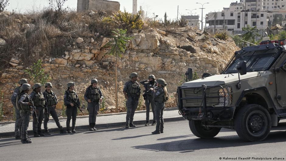 Israel preparing 'full closure' of West Bank, Netanyahu says
