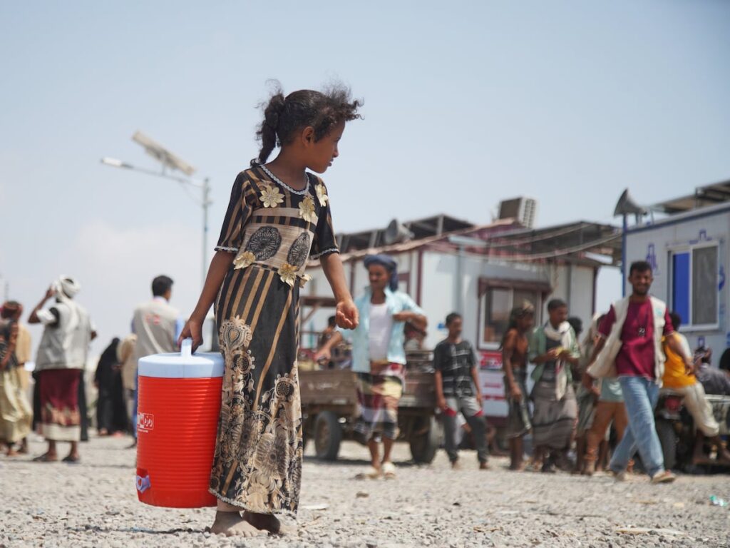 Houthis attack city in Yemen that UN says is at 'grave risk' by rebels' siege