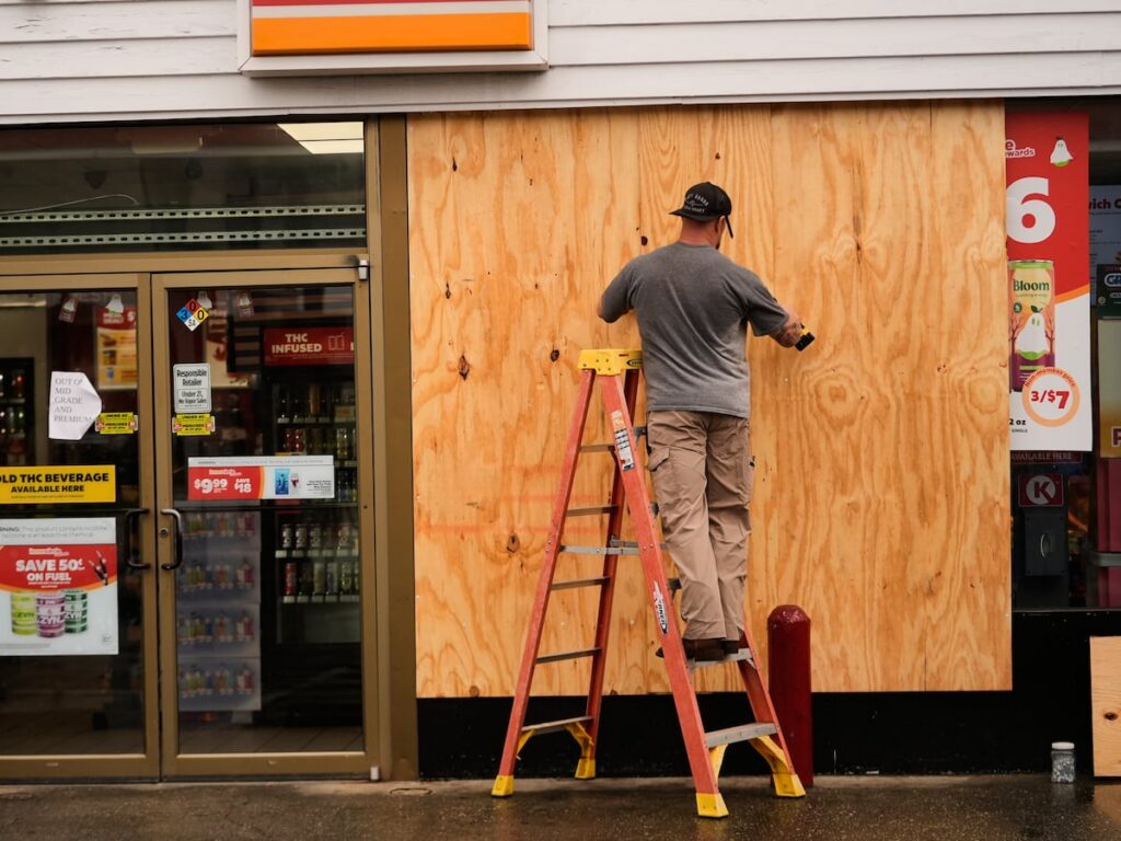 Isaias closes in on the US Gulf Coast as a dangerous Category 3 hurricane