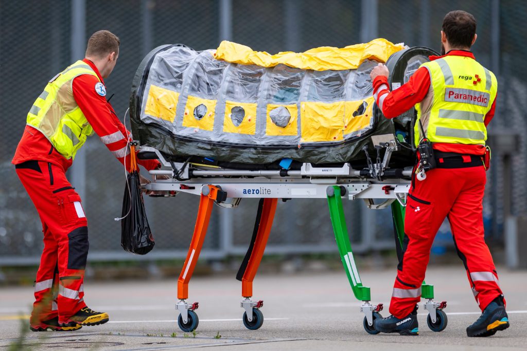 1st confirmed Ebola patient in Nigeria evacuated to Switzerland