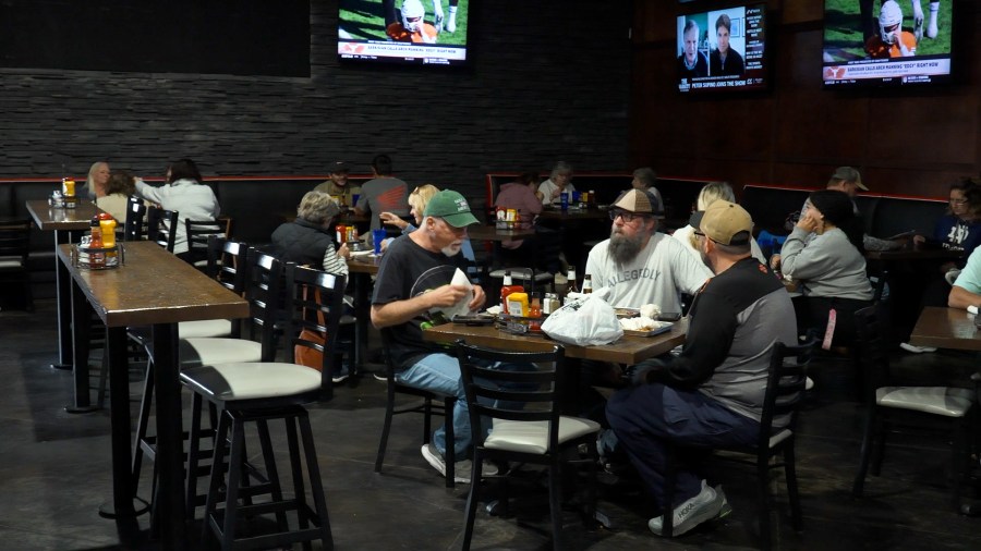 Bubba's Kitchen & Bar expands to Weirton; owner celebrates opening 4th location