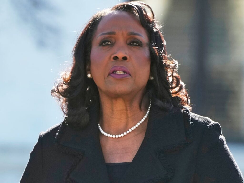 Lawyers for Federal Reserve's Lisa Cook says White House hearing set up by Trump is 'biased'