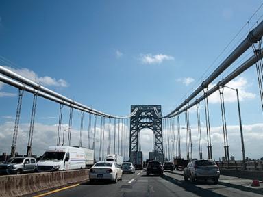 Police searching for gunman in possible road-rage killing on George Washington Bridge