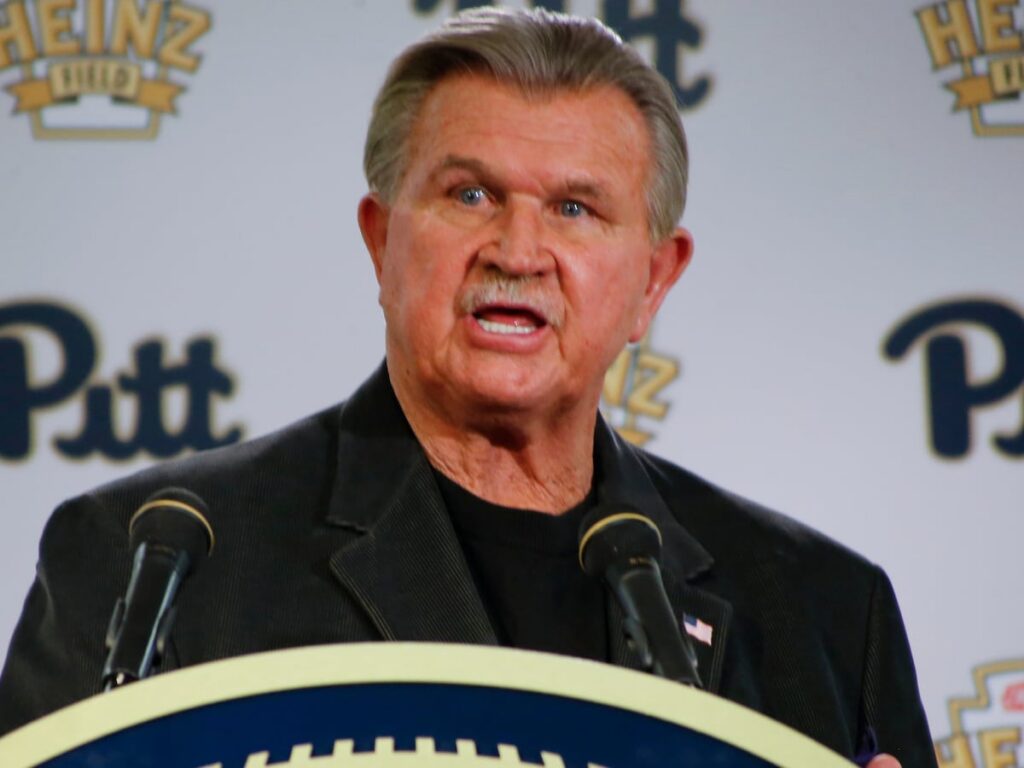 Mike Ditka, the quintessential Chicago Bear, dies at 86