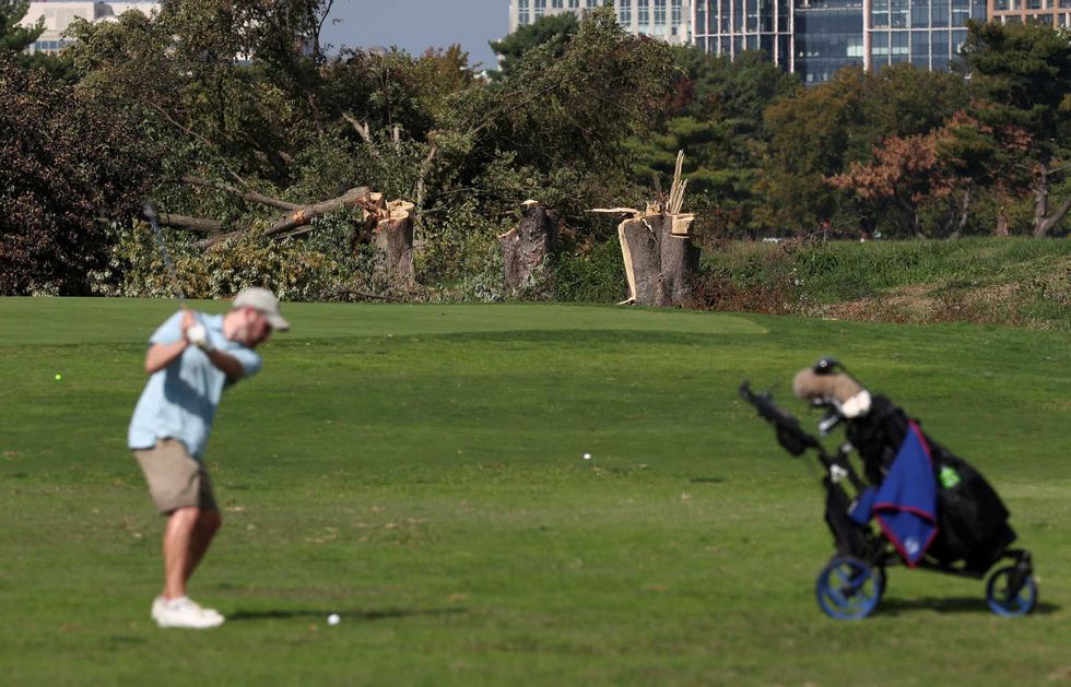 Judge loses patience with Trump aide who ‘can’t recall’ talks about Trump’s golf course