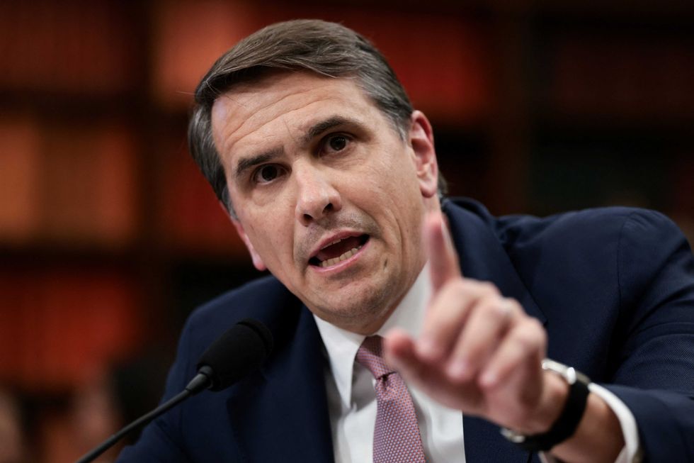 Blanche exposed DOJ's 'slow-moving train wreck' after being caught 'off guard': analyst