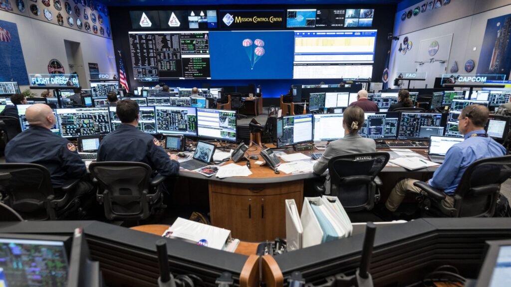 NASA Opens Applications for Next Class of Flight Directors