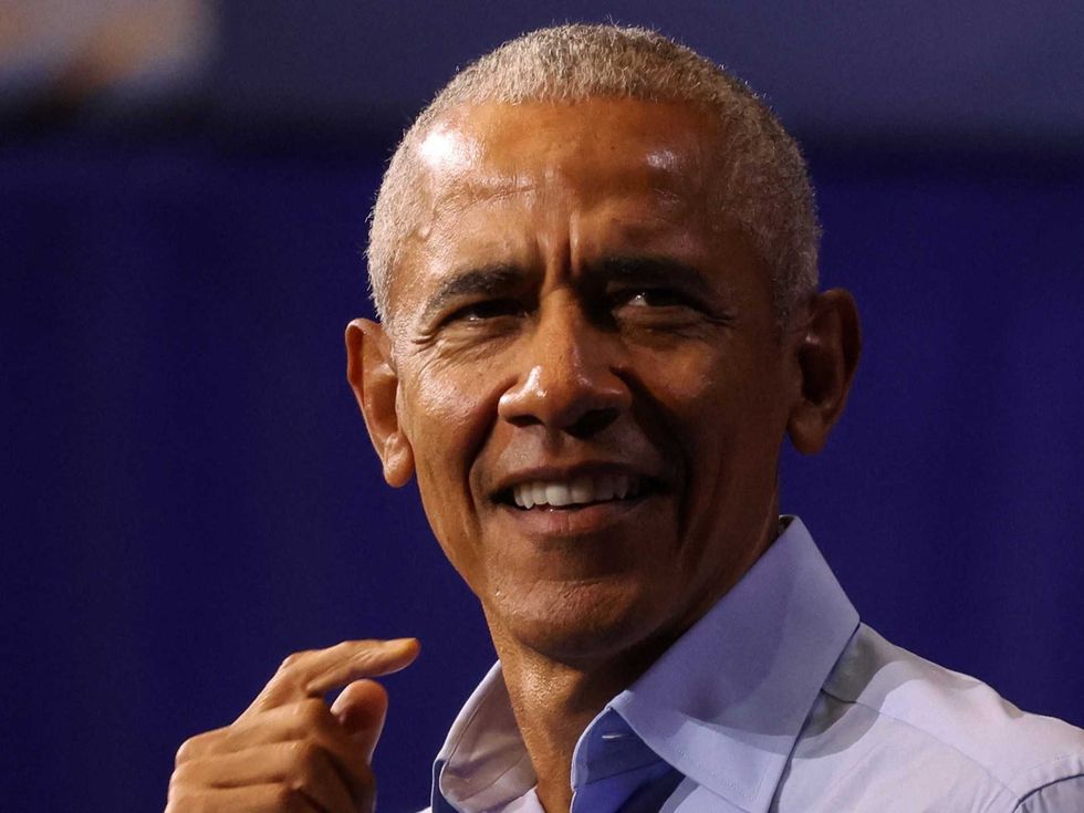 Obama roasts Trump’s gold-drenched White House with brutal Saddam Hussein comparison