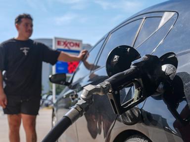 Gas prices break record for days above $4 a gallon as oil shortage continues
