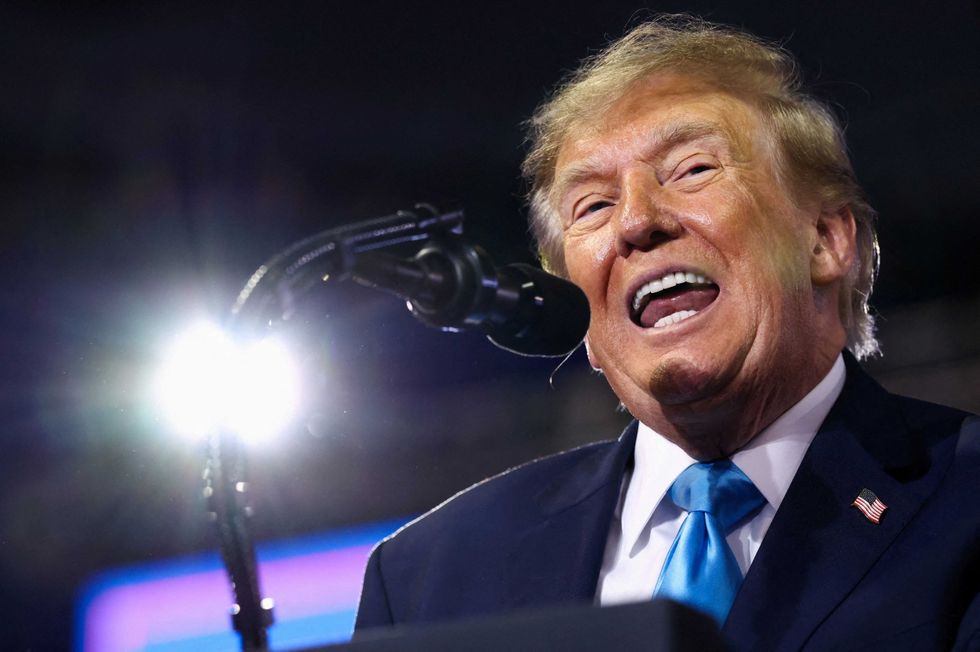 'Stop the presses!' MAGA pundit mocked for defending Trump's 1,200-word attack on comedian
