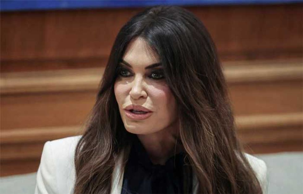 Kimberly Guilfoyle tried to get damaging report scrubbed before her ouster: report