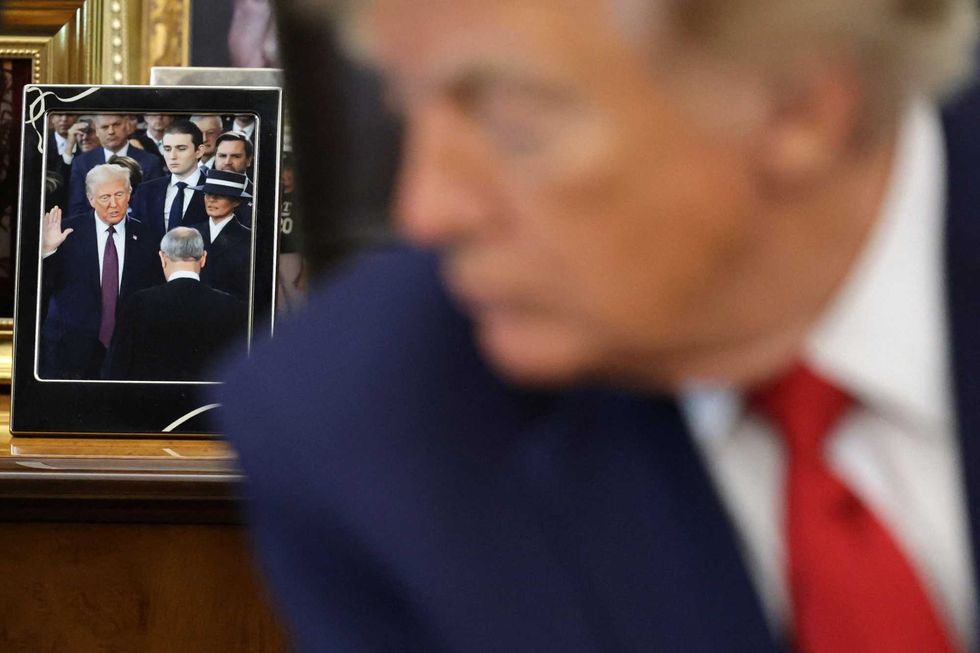 Trump staffers scram when one touchy subject comes up: insider