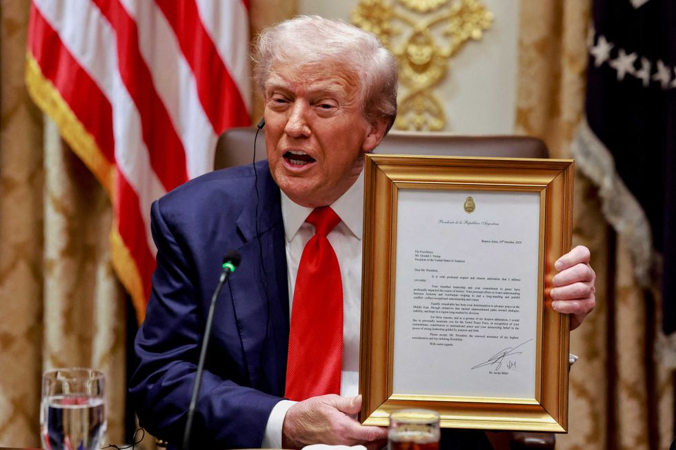 This brain-busting Trump stupidity is genuinely hilarious