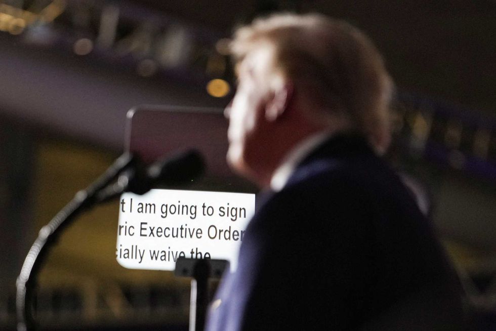 ‘Get grandpa to bed’: Trump's confusing lawnmower rant baffles