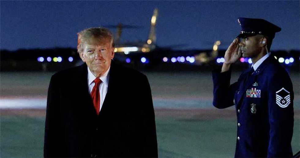 GOP stuck ‘choosing which finger to cut off’ as Trump fires up Democrats: report