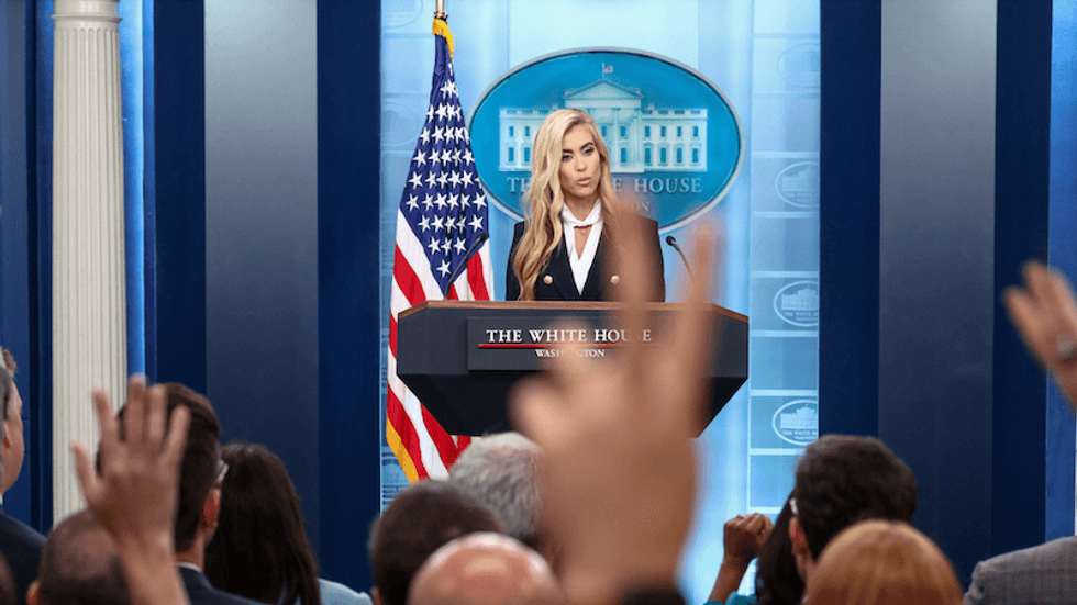'She can barely read': Brutal reviews pour in for Trump's new press secretary