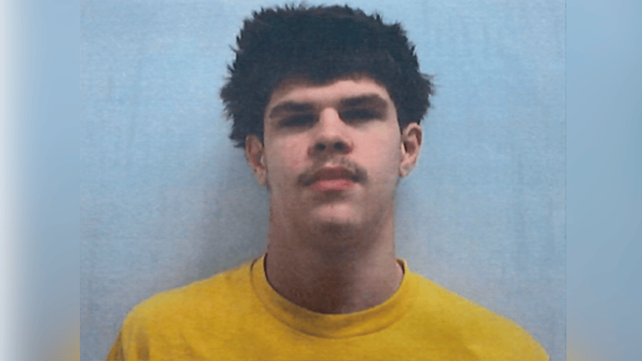 Wheeling police search for 18-year-old who escaped detention facility