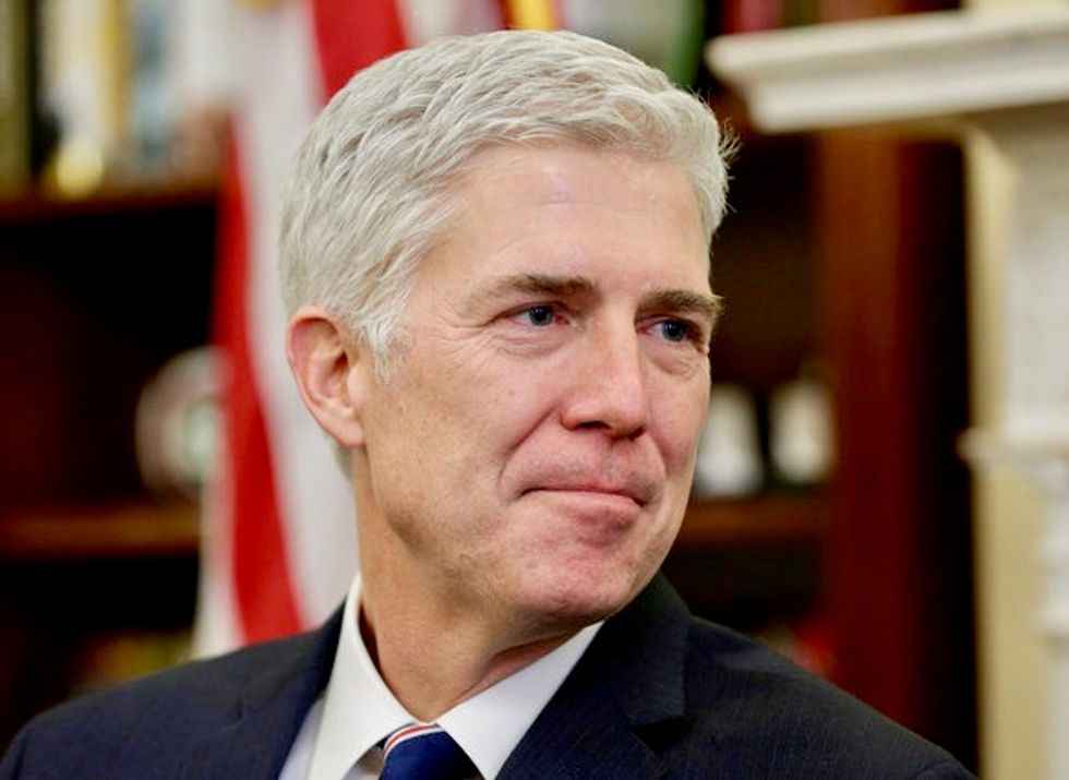 Surprising Supreme Court duo blasts Trump's admin's 'absurd' immigration case