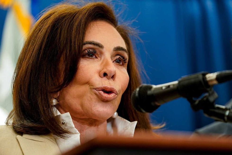 Questions swirl after Jeanine Pirro reported 140 shady financial trades late