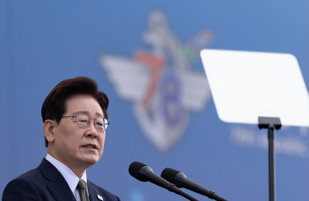 South Korea test-flies its first domestically developed hypersonic weapon