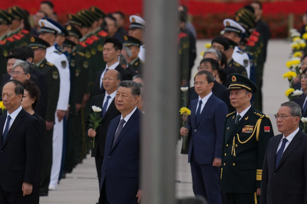 China elevates a military general to the Politburo and seeks to strengthen party discipline