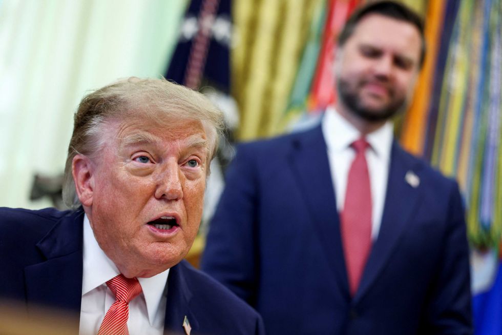 Trump names himself 'arbitrator' of new cash incentive scheme: ‘Does everybody trust me?’
