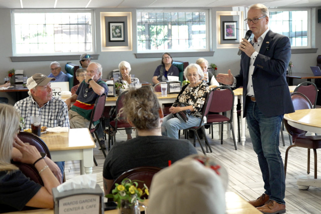 How the Kansas Senate race became surprisingly competitive