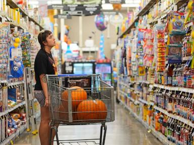 Trump failed to stop inflation. Now Republicans may pay the price in the midterms